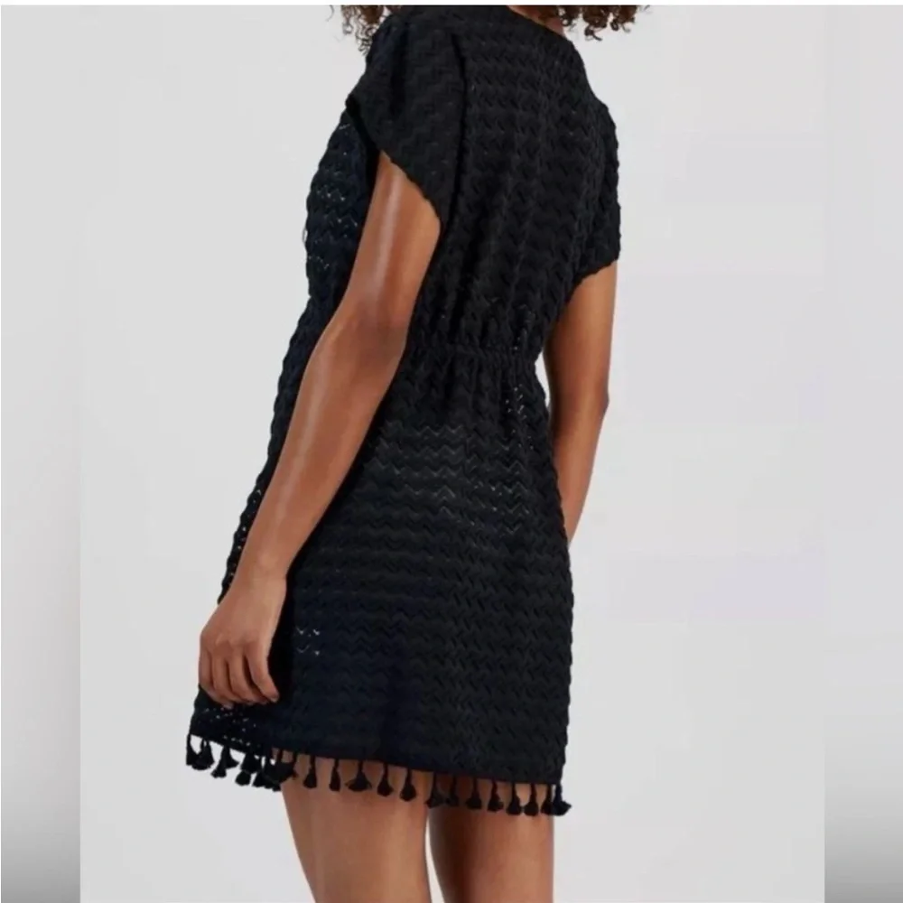 NWT Miken Black Swim Coverup with Chevron Design - Picture 2 of 7